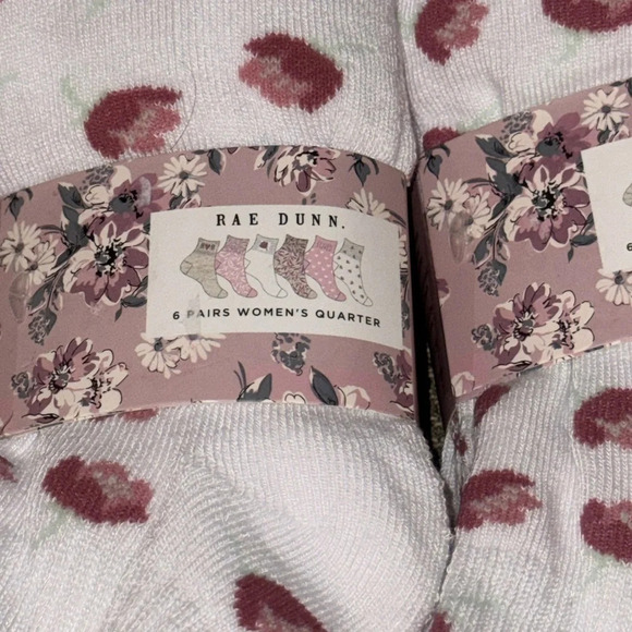 NWT Rae Dunn Women’s Quarter Socks 9-11 “MOM” 4 packs = 24 pair total - Picture 4 of 11